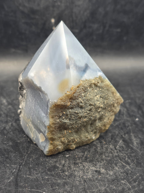 Druzy agate polished top point! 7.4 ounce, 2.7 inches tall!