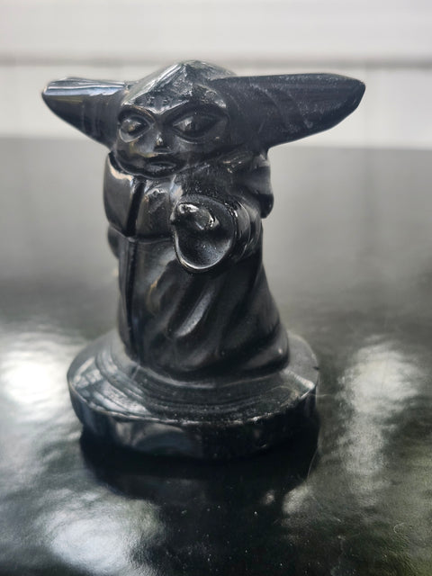 Black obsidian yoda! 3.9 ounces, 2.5 inches