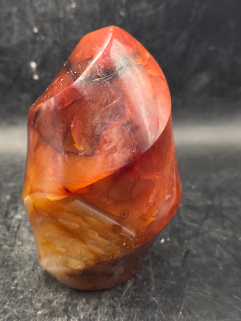 Carnelian agate flame tower! 12.5 ounces, 3.5 inches tall, 2.3".wide
