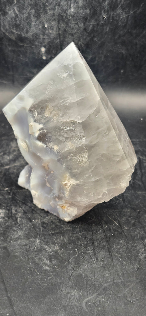 Druzy agate polished top point! 11.3 ounces, 3.4 inches tall, 3.3" wide