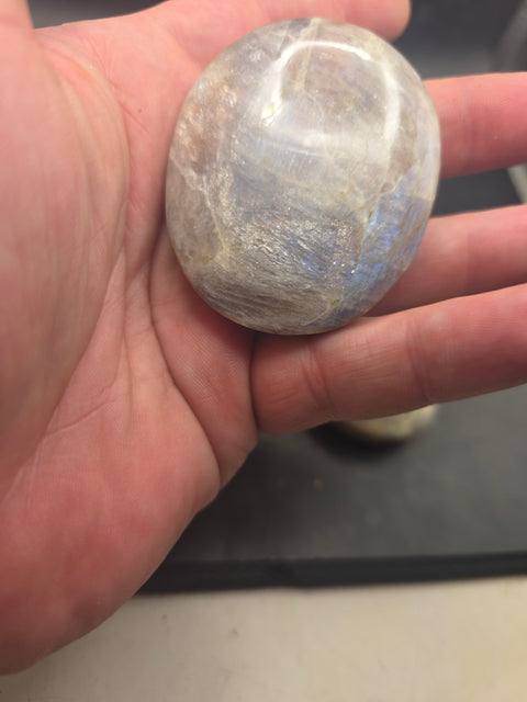 Moonstone palm stone! 2.1 too 2.5 inches!