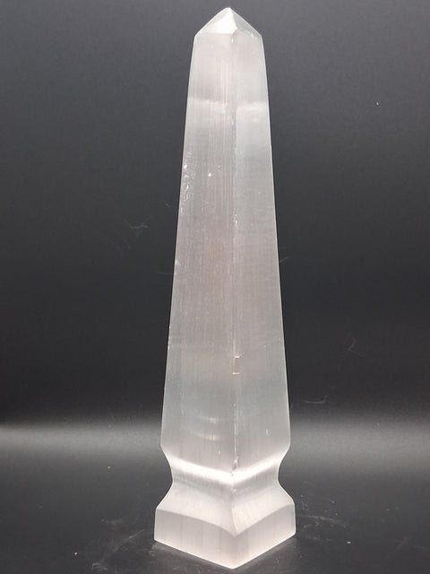 Large selenite tower! 8 inches tall!