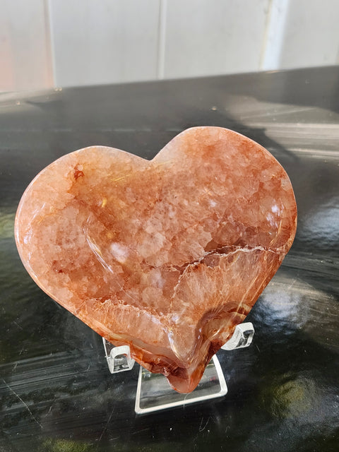 Snakeskin agate heart! 5.4 ounces, 3.4 inches tall, 3.1 inches wide
