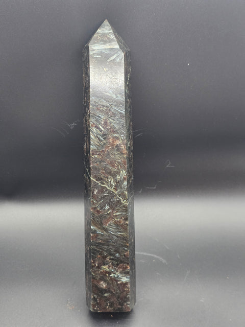 Jumbo arfvedsonite tower! 9.5 inches tall, 1.15 pounds