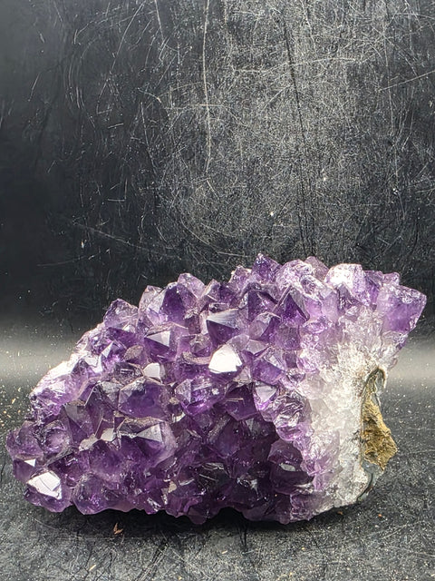 Amethyst special formation! 4.7 inches long, 2.5 tall, 1.4 pounds