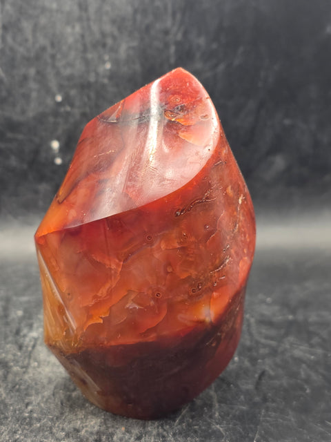 Carnelian agate flame tower! 12.5 ounces, 3.5 inches tall, 2.3".wide
