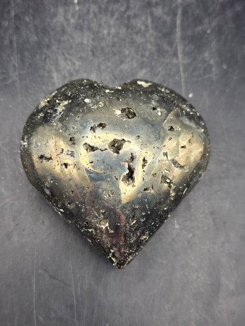 Pyrite heart! 6.9 ounces, 2.3 inches wide, 2.3 inches tall