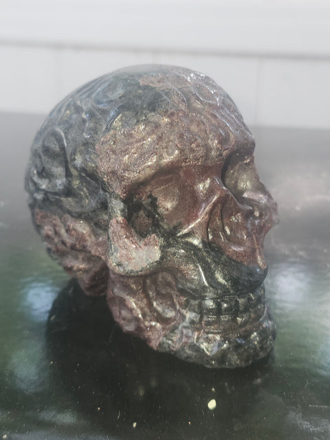 Astrophyllite garnet skull! 1.2 pound, 3.3 inches long, 2.8 tall, 2.2 wide