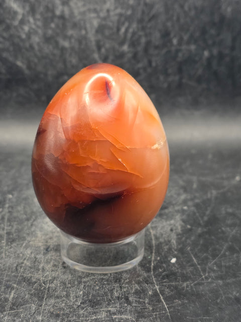 Carnelian agate egg! 7.2 ounces, 2.5 inches tall, 1.9" wide