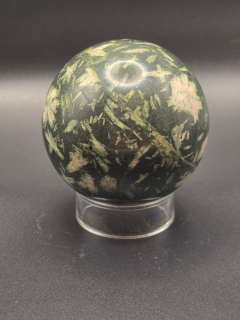 Porphyry sphere! 71.2mm, 2.8 inches, 1.3 pounds
