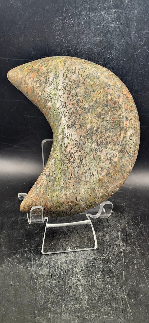 Unakite moon! 1.2 pounds, 4.7 inches long, 2.5 wide, 1.1 thick!