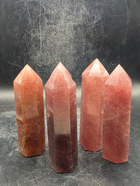Strawberry quartz tower! 3.4 inches tall, 3 ounces!