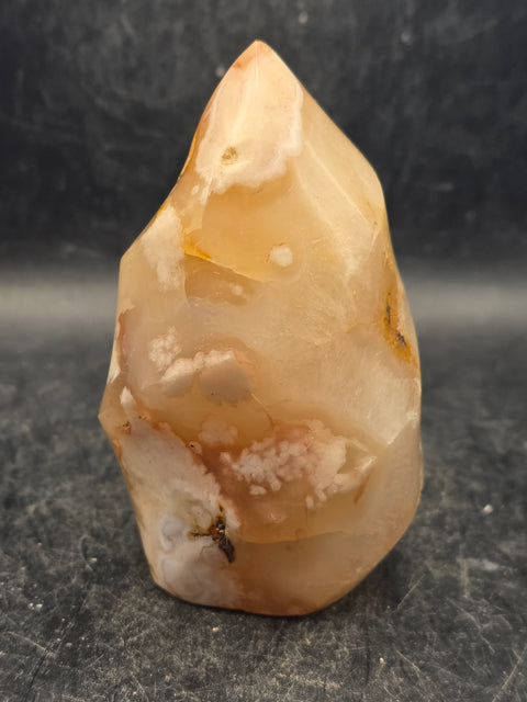 Flower agate flame tower! 9.8 ounces, 3.4 inches tall, 1.9" wide