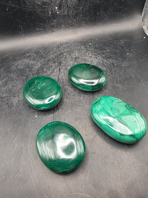 Malachite pillow palm stone! 1.8 inches long!