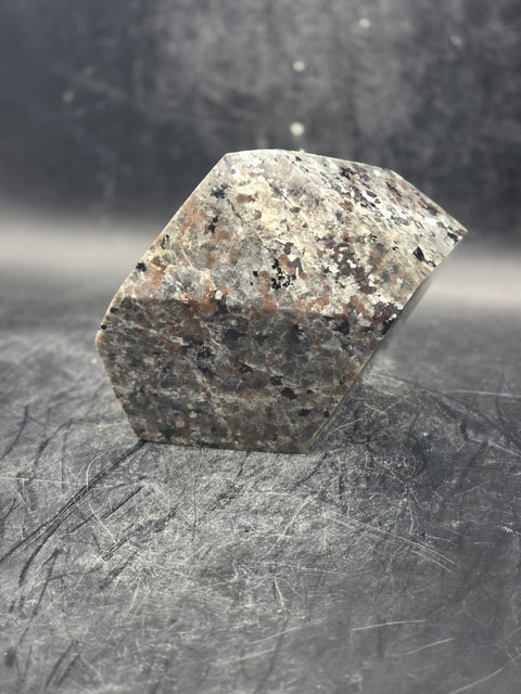 Flame stone "yooperlite" free form! 10 ounces, 2.8" wide, 1.8" tall