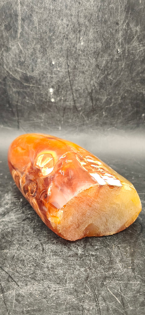 Carnelian agate free-form! 8 ounces, 3.5 inches tall, 2" wide