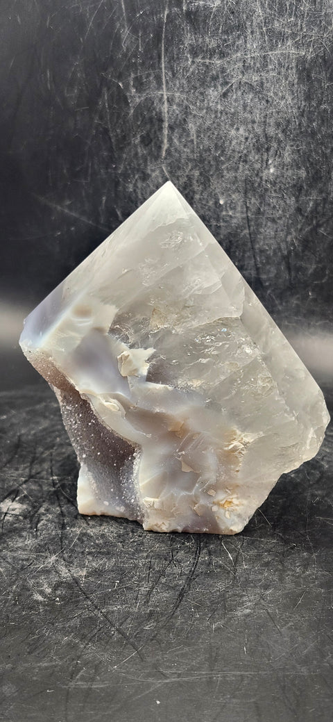 Druzy agate polished top point! 11.3 ounces, 3.4 inches tall, 3.3" wide
