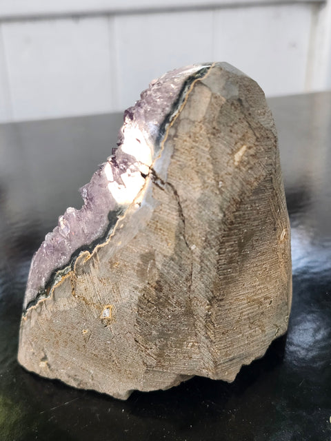 Amethyst cut base free form! 1.1 pounds, 3.7 inches tall, 3.1 wide