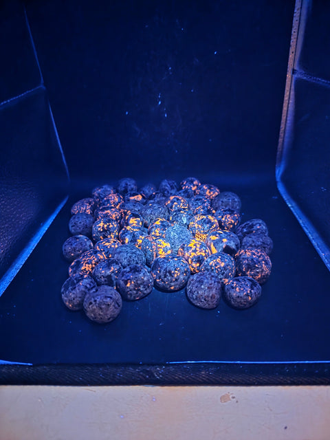 Yooperlite flame stone tumbles set of 5! .9 too 1.2 inches long