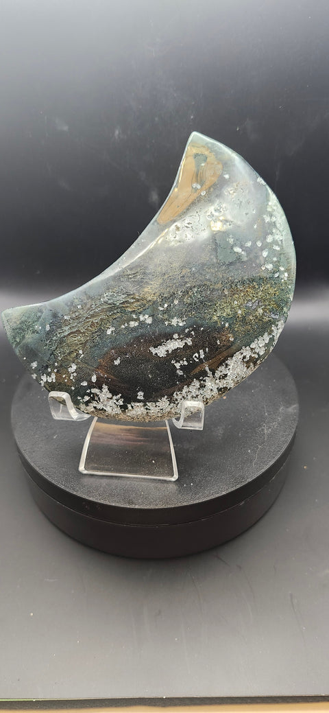 Moss agate moon! 13 ounces,  4.5 inches long, 2.8 wide