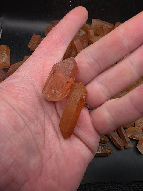 2 ounces tangerine quartz!! Not heat treated 100% natural