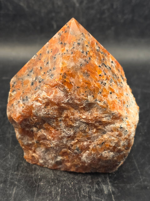 Sunstone polished top point! 14.4 ounces, 3.2 inches tall, 2.8" wide
