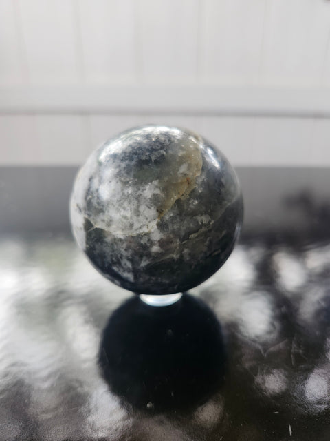 55.5mm, 2.18 inch, 8.5 ounce Serpentine sphere