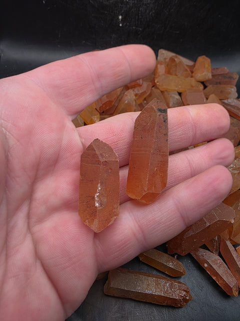 2 ounces tangerine quartz!! Not heat treated 100% natural