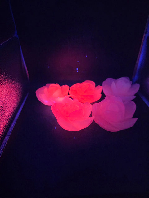 Mangano calcite flower carving! Uv reactive! 5.4 ounces, 2.6 inches