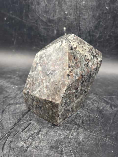 Flame stone "yooperlite" free form! 10 ounces, 2.8" wide, 1.8" tall