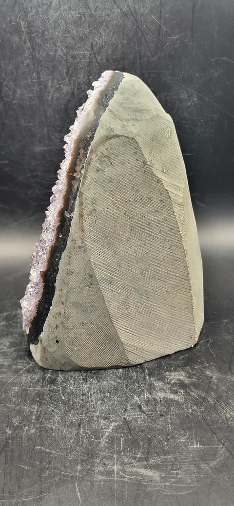Amethyst cut base free form! 2.5 pounds, 4.75 inches tall, 4 wide, 3 thick