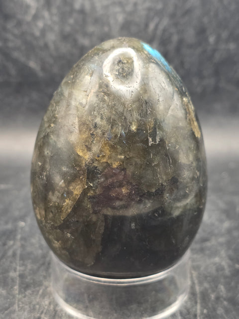 Labradorite egg! 10.9 ounces, 2.9 inches tall, 2.1" wide