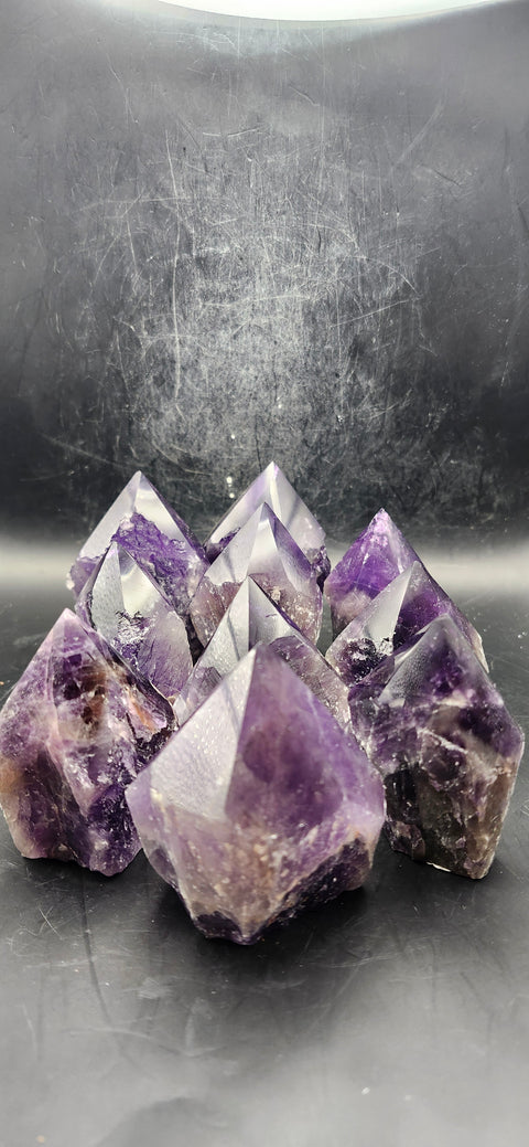Dark amethyst polished top point! 3.8 ounces!