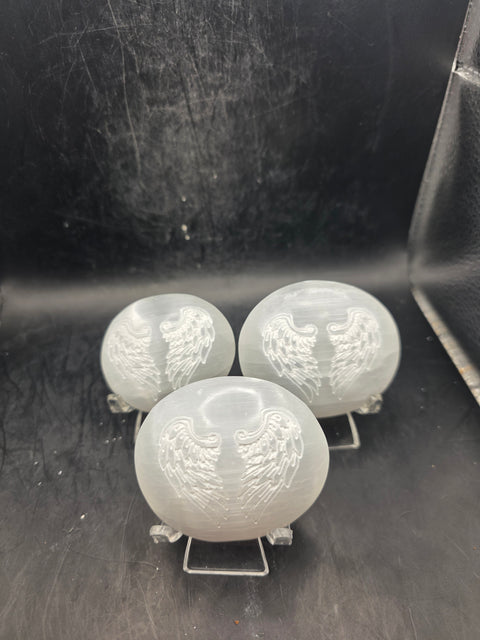 Selenite angel wing palm stone!