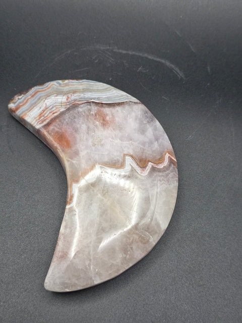 Amethyst lace agate moon! 8.8 ounces, 4.2 inches long, 2.1" wide