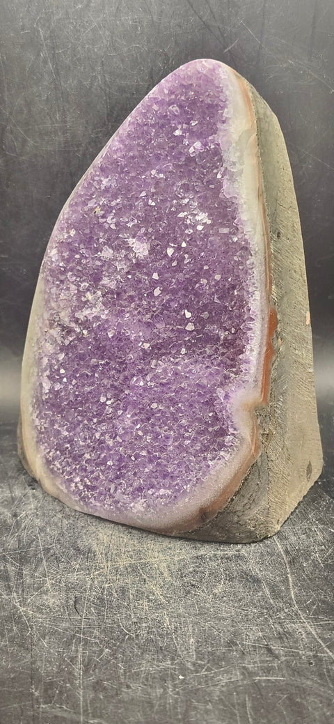 Amethyst cut base free form! 1.13 pounds, 4.7 inches tall, 3.4 wide