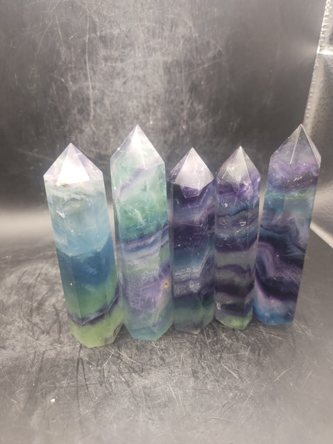 Natural florite tower! 3.4 too 3.9 inch!
