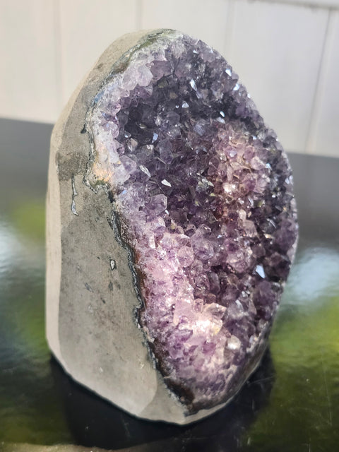 Amethyst cut base free form! 2.4 pounds, 4.7 inches tall 3.3 wide