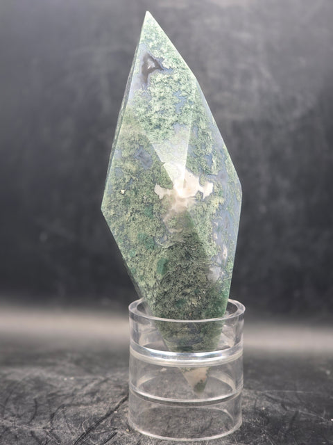 Moss agate prism! 11 ounces, 5.9 inches long, 1.5 inches wide