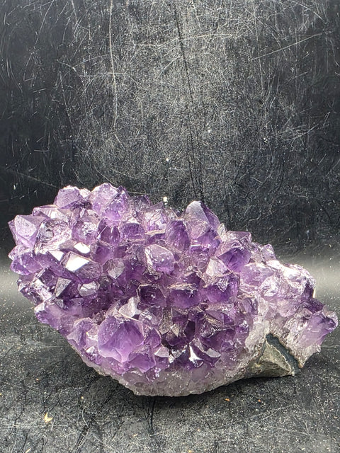 Amethyst special formation! 4.7 inches long, 2.5 tall, 1.4 pounds