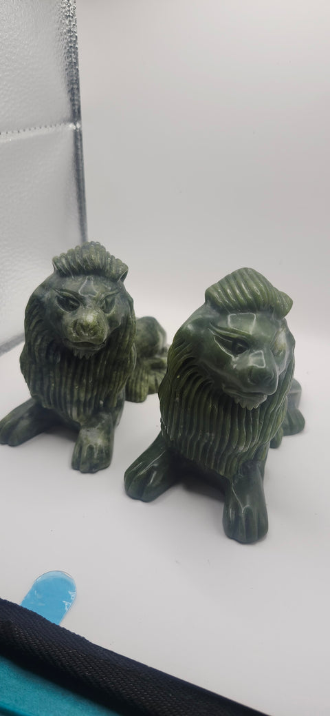 Nephrite jade lion! 1 pound 5 inches long