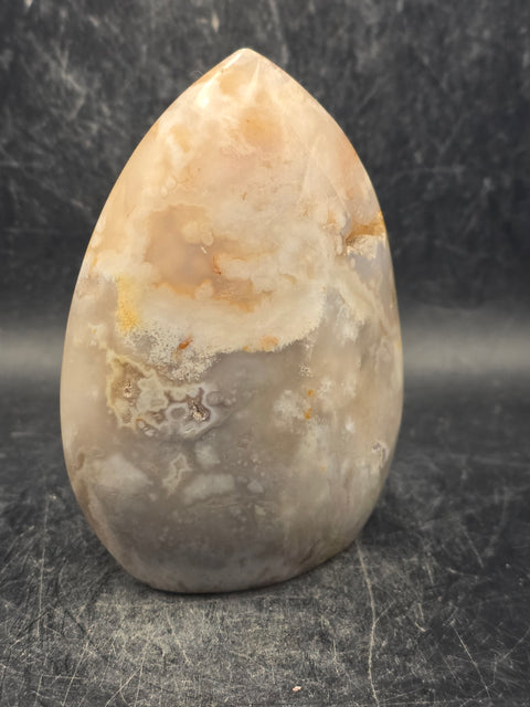 Flower agate free form! 13.7 ounces, 3.6 inches tall, 2.7" wide