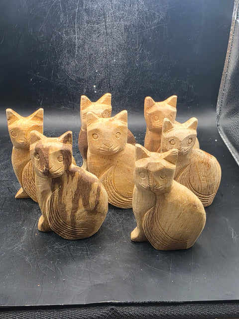 Palo santo "holy wood" cat figurine! 2.9 inches tall!