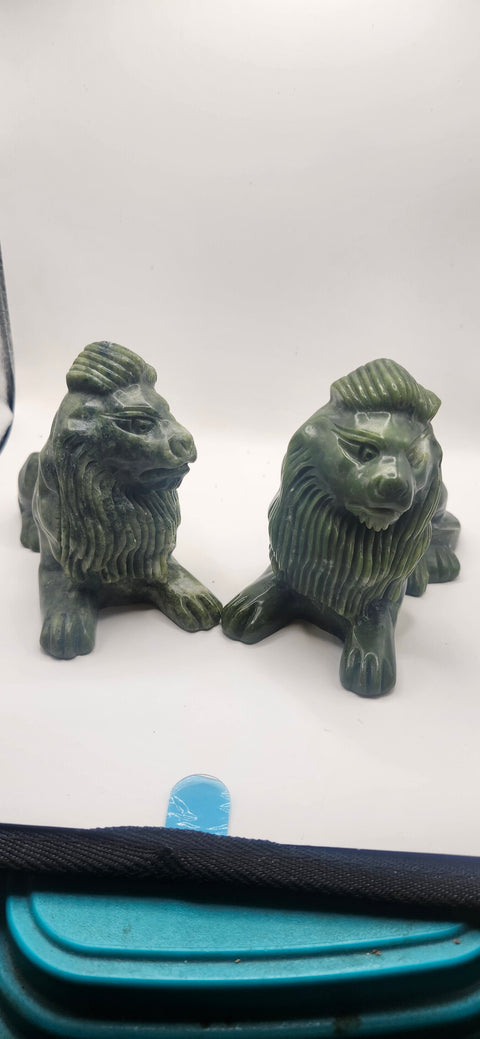 Nephrite jade lion! 1 pound 5 inches long
