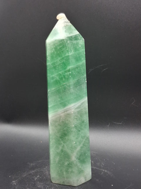 Large green Florite tower! 1.4 pounds, 6.5 inches tall