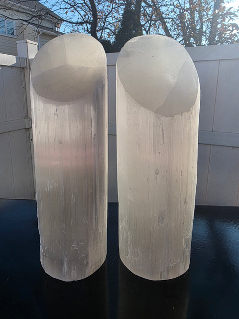 Selenite arched tower lamp! 8 pounds, 1 foot tall, comes with led light