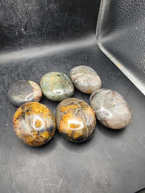 Golden healer pyrite palm stone! 1.8 to 2.2 inches