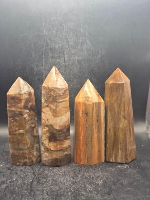 Petrified wood tower! 3.7 to 4.2 inches!