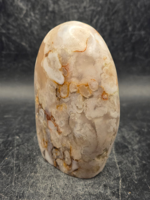 Flower agate free form! 7.8 ounces, 3.2 inches tall, 2.2" wide