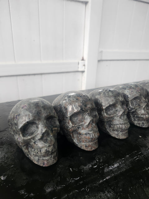 Flame stone yooperlite skull, 1.1 pound, 3.8 inches long, 3.1 tall, 2.3 wide